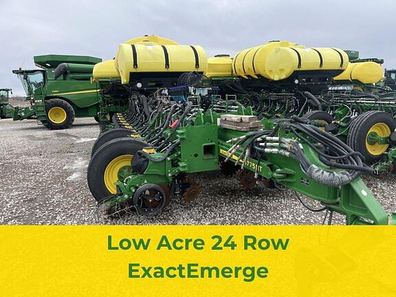 Image of John Deere 1775 Primary image