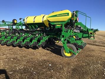 Main image John Deere 1775