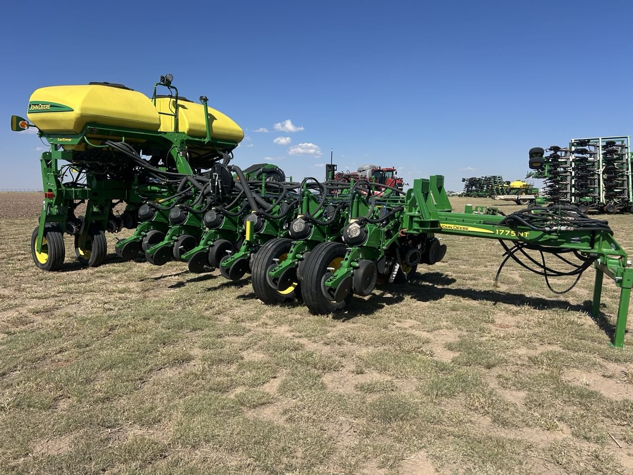 2021 John Deere 1775 Equipment Image0