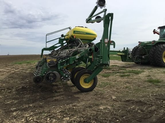 2021 John Deere 1795 Image