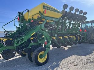 Main image John Deere 1795 8