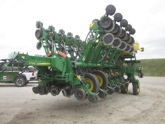 Main image John Deere 1795