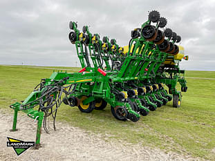 2021 John Deere 1795 Equipment Image0