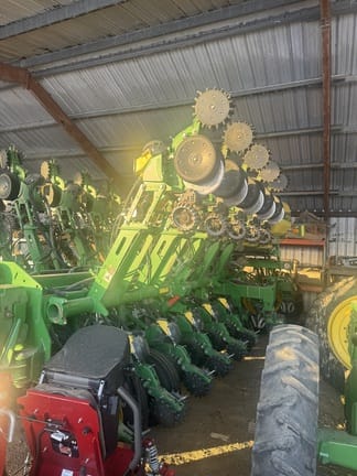 2021 John Deere 1795 Equipment Image0