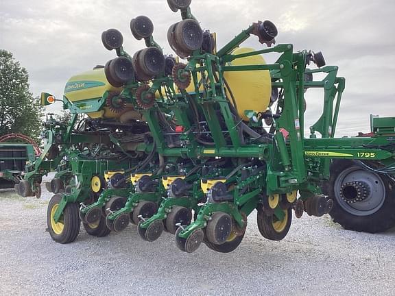 Image of John Deere 1795 Primary image