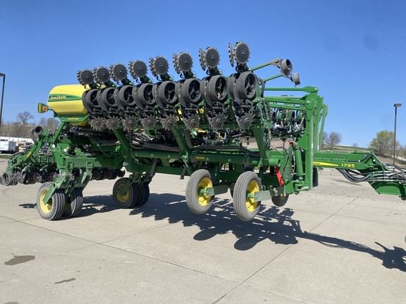 Main image John Deere 1795