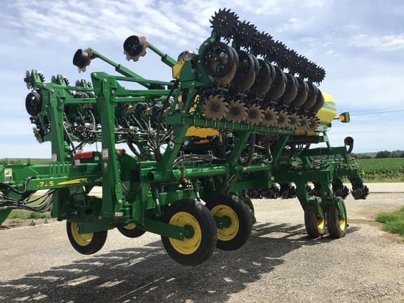 Image of John Deere 1795 equipment image 4