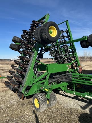 Image of John Deere 1890 equipment image 4
