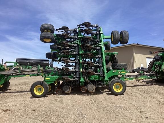 Image of John Deere 1890 equipment image 3