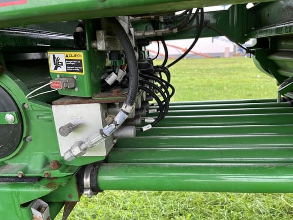 Image of John Deere 1890 equipment image 4