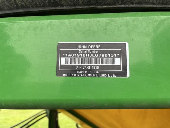 Image of John Deere 1890 equipment image 3