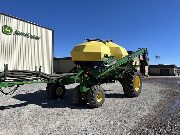 Image of John Deere 1890 equipment image 3