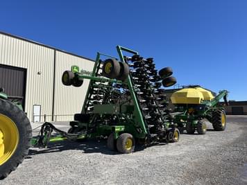 Main image John Deere 1890