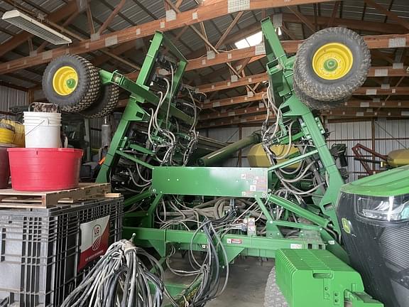 Image of John Deere 1890 Primary image