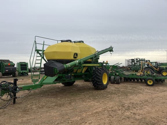 Image of John Deere 1890 equipment image 2