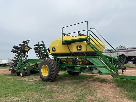 Image of John Deere 1890 equipment image 1