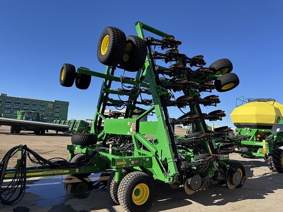 Image of John Deere 1890 equipment image 2