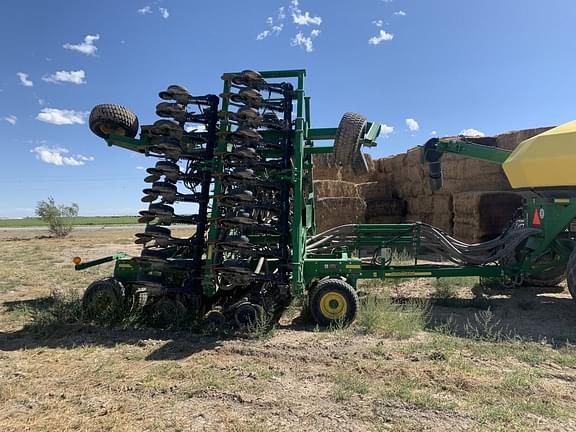 Image of John Deere 1890 equipment image 2