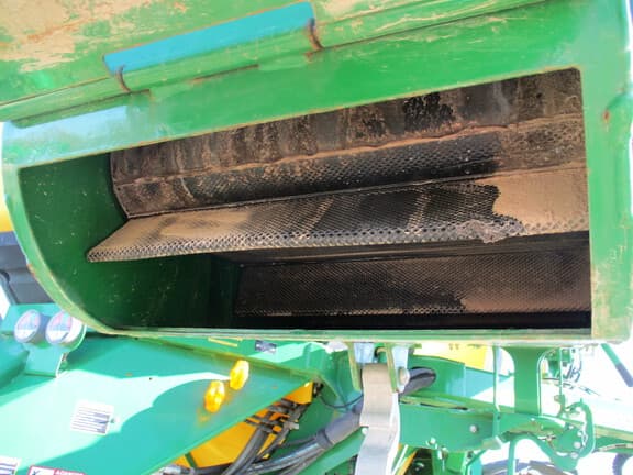 Image of John Deere 1910 equipment image 4