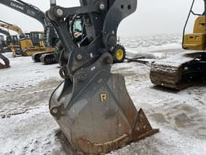 2021 John Deere 200G Image