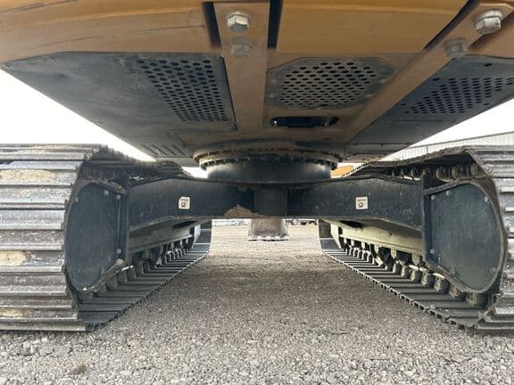 Image of John Deere 200G equipment image 4