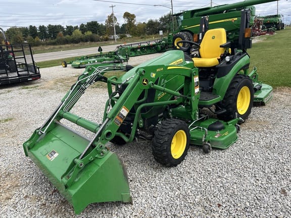 Main image John Deere 2025R