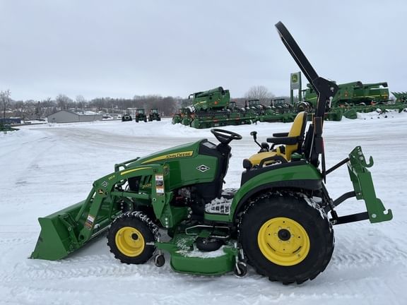 Main image John Deere 2025R