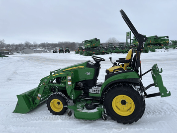Main image John Deere 2025R