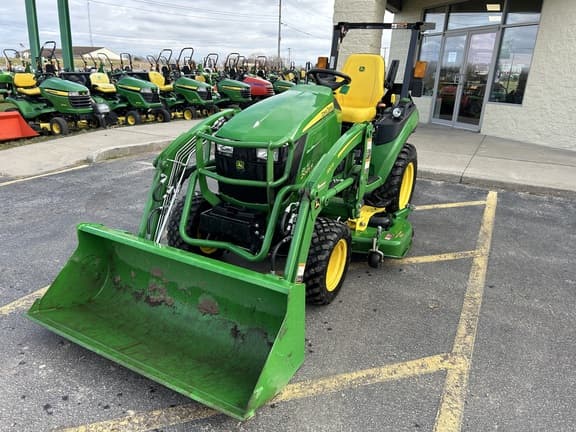 Image of John Deere 2025R equipment image 1