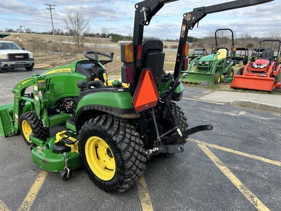 Image of John Deere 2025R equipment image 3