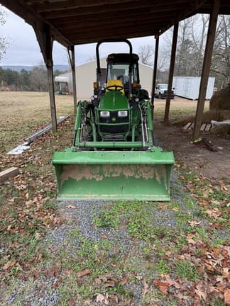Image of John Deere 2025R equipment image 3