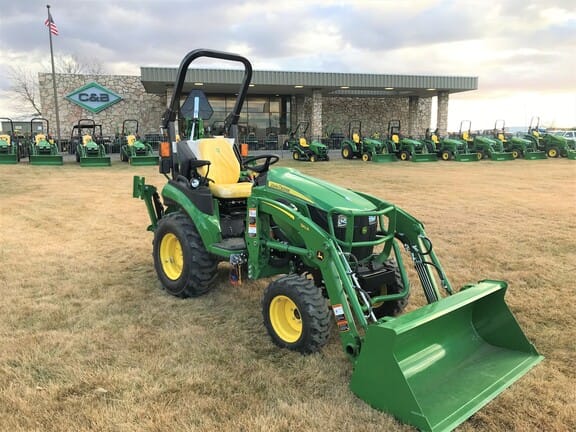 2021 John Deere 2025R Image