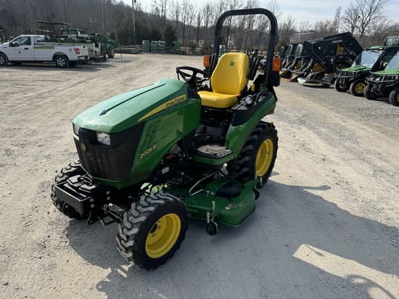 Image of John Deere 2025R equipment image 1