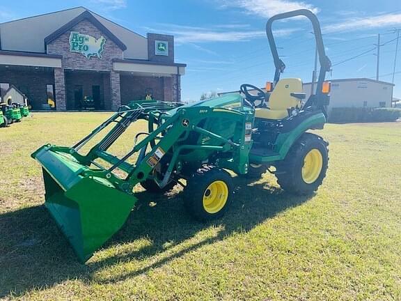 Image of John Deere 2025R equipment image 1