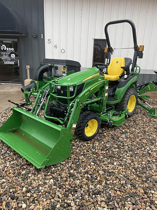 Image of John Deere 2025R equipment image 2