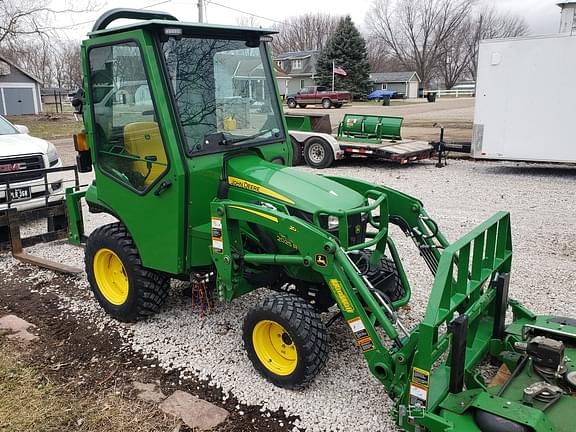 Image of John Deere 2025R equipment image 3