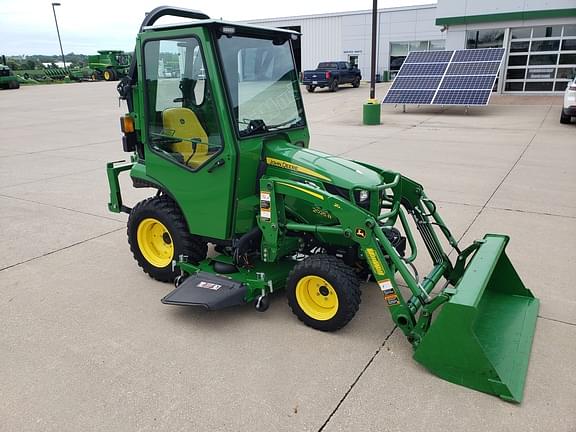 Image of John Deere 2025R equipment image 3