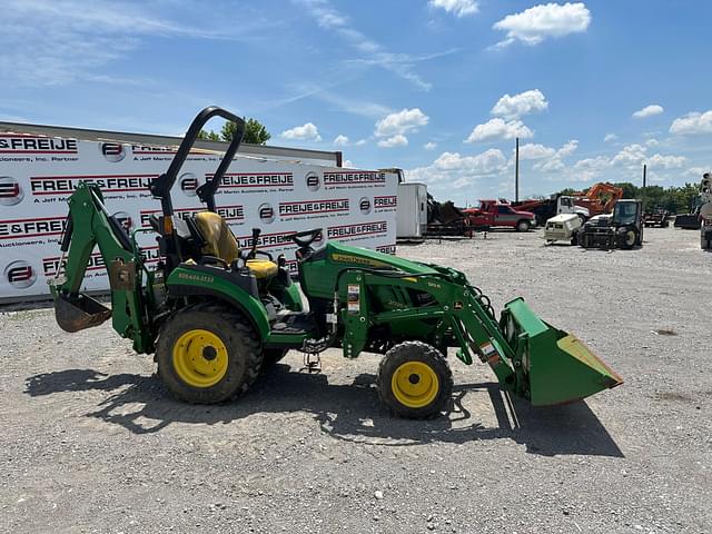Image of John Deere 2025R equipment image 3