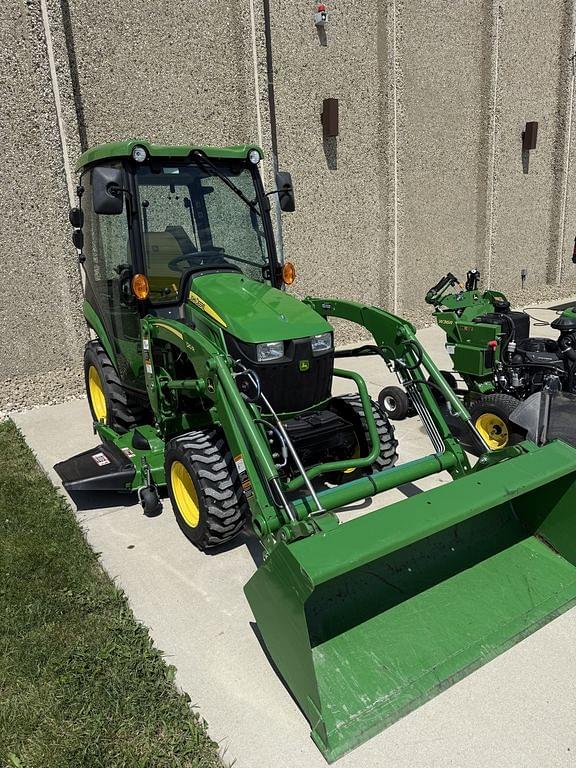 Image of John Deere 2025R equipment image 2
