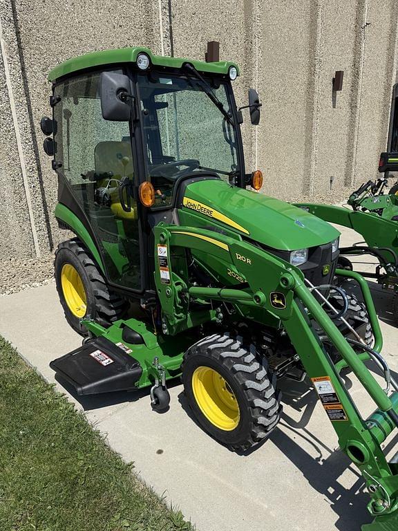 Image of John Deere 2025R equipment image 3