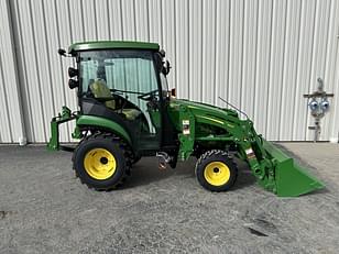 Main image John Deere 2025R 4