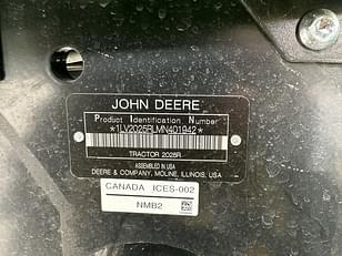 Main image John Deere 2025R 6