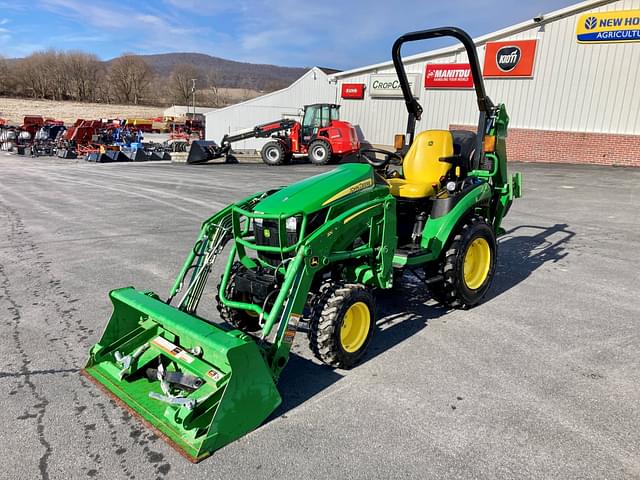 Image of John Deere 2025R equipment image 1