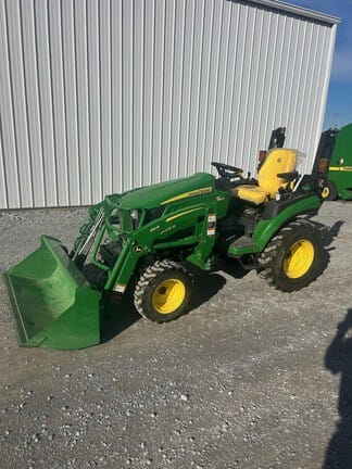 2021 John Deere 2025R Equipment Image0