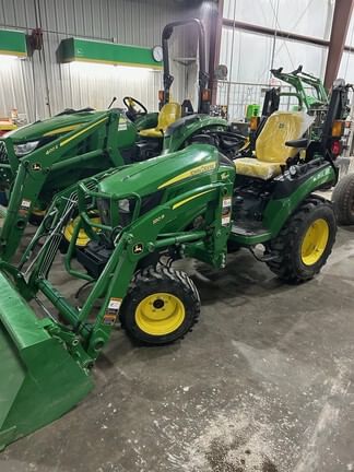 2021 John Deere 2025R Equipment Image0