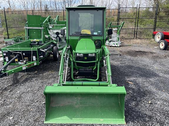 Image of John Deere 2025R equipment image 1