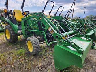 Image of John Deere 2025R equipment image 1