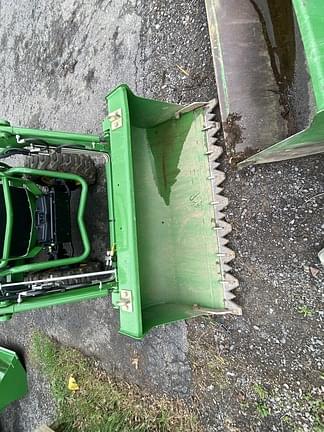 Image of John Deere 2025R equipment image 2