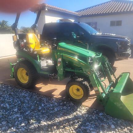 Image of John Deere 2025R equipment image 2