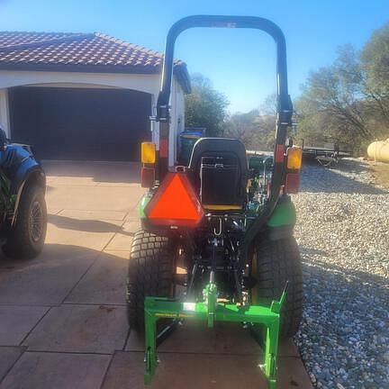 Image of John Deere 2025R equipment image 1